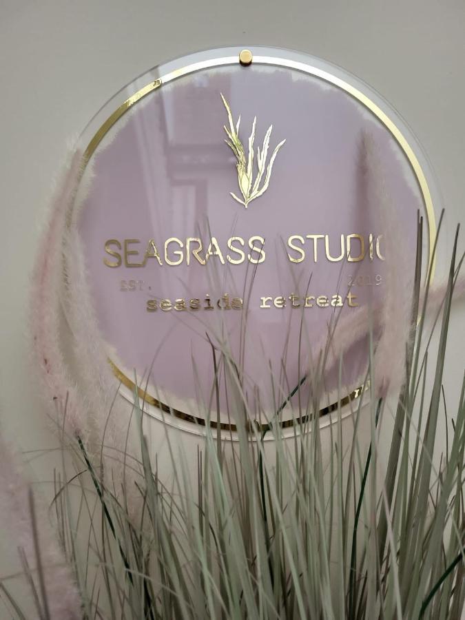 Seagrass Studio Apartment Scarborough Exterior photo